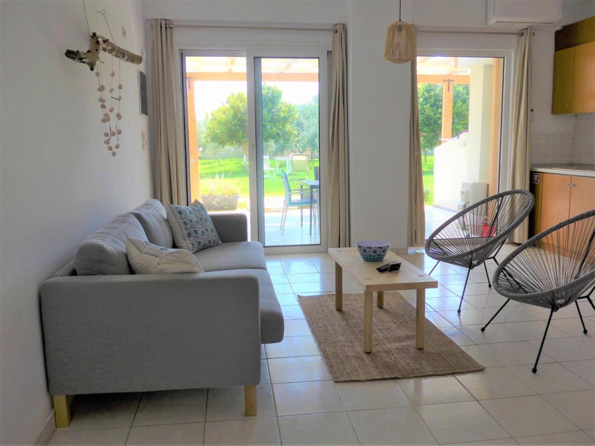 Kalamaki Plaza Apartments מראה חיצוני תמונה
